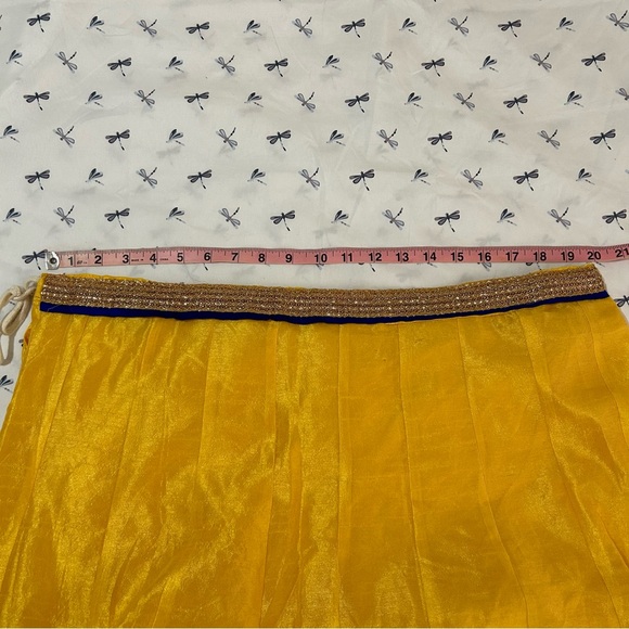 Yellow Indian Lehenga Skirt - Size XL - Adjustable Waist - Picture 7 of 9